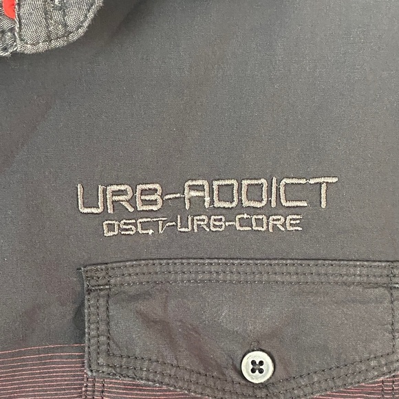 Rivet 61 Button Down Shirt Black Red - Picture 3 of 9